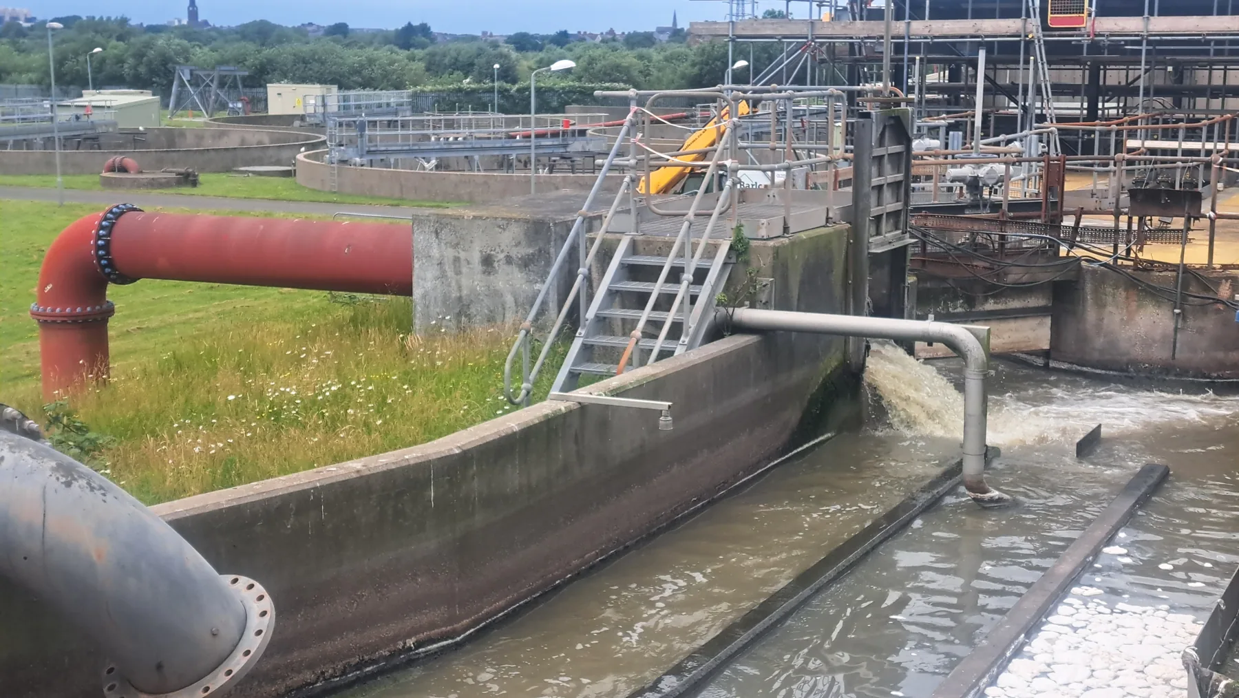 Wastewater pumping equipment